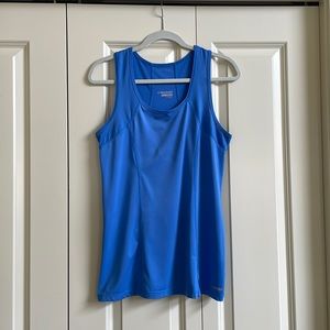 Sleeveless Athletic top - Medium